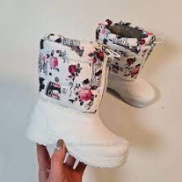 Чоботи з піни